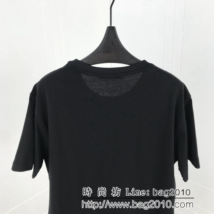 BURBERRY巴寶莉 19早春新款 植絨典藏戰馬騎士系列 印花短袖 男女同款 ydi1773
